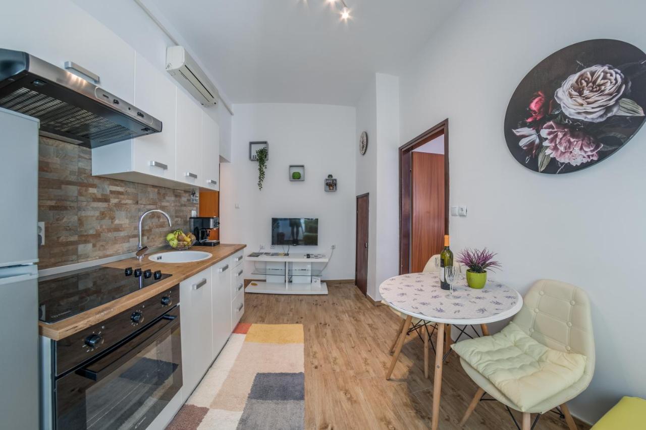 Apartment Ljube Pula Exteriér fotografie